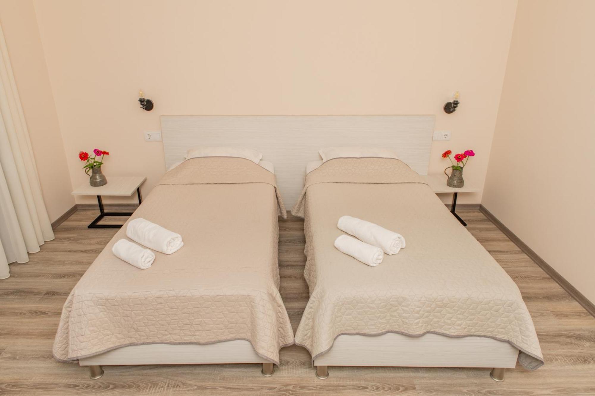 Alvani Inn K'vemo Alvani Kültér fotó