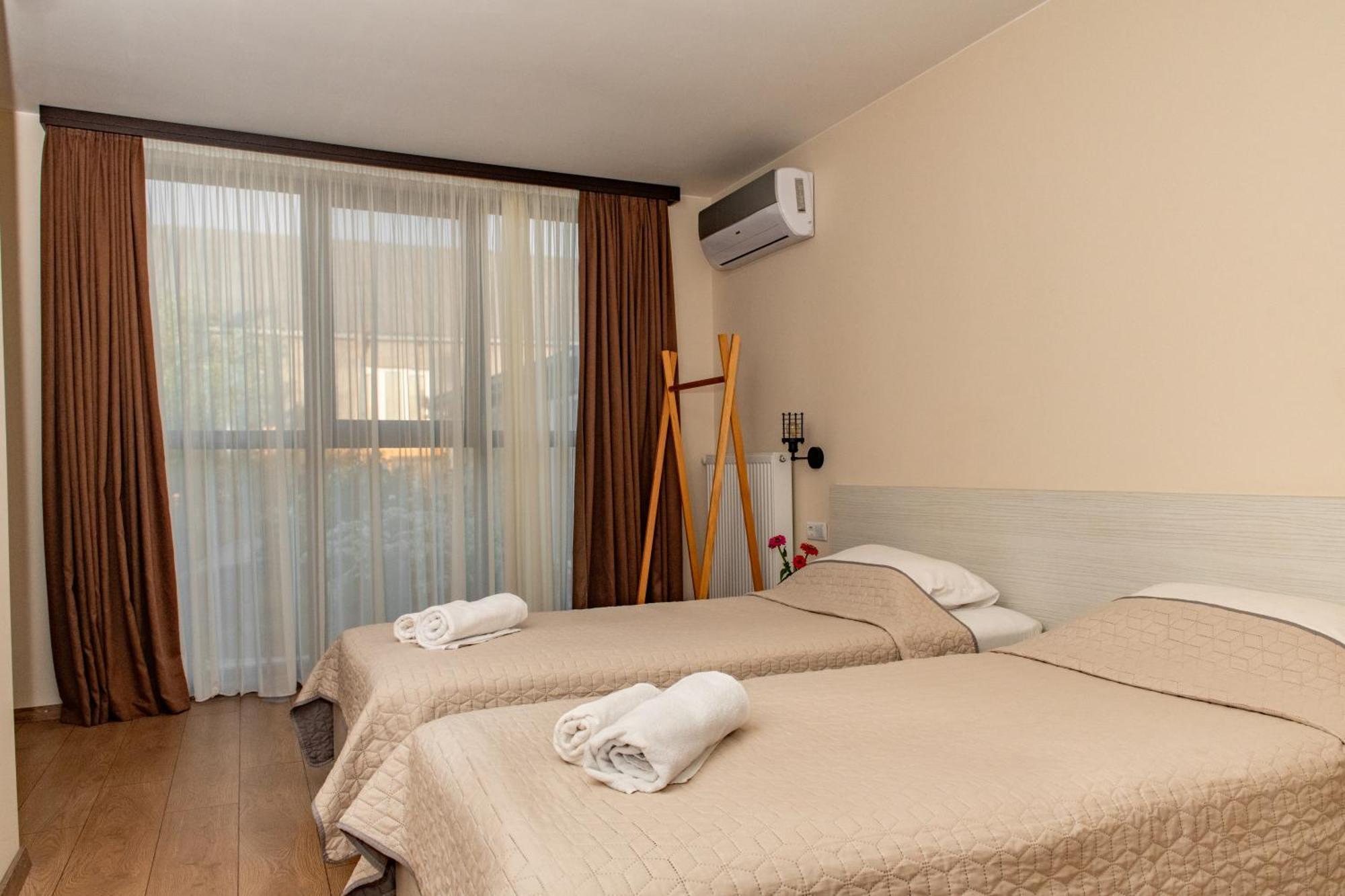 Alvani Inn K'vemo Alvani Kültér fotó