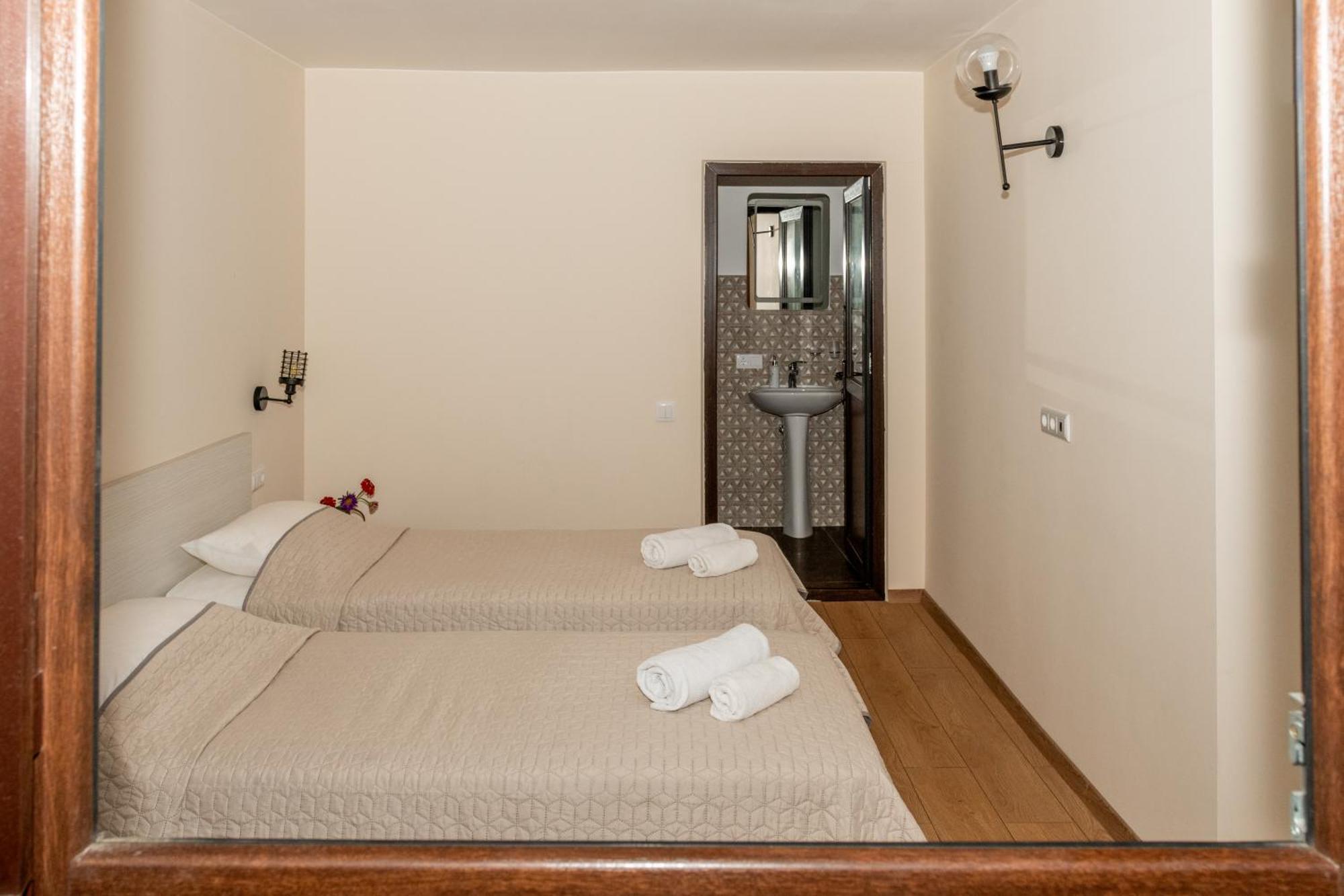 Alvani Inn K'vemo Alvani Kültér fotó