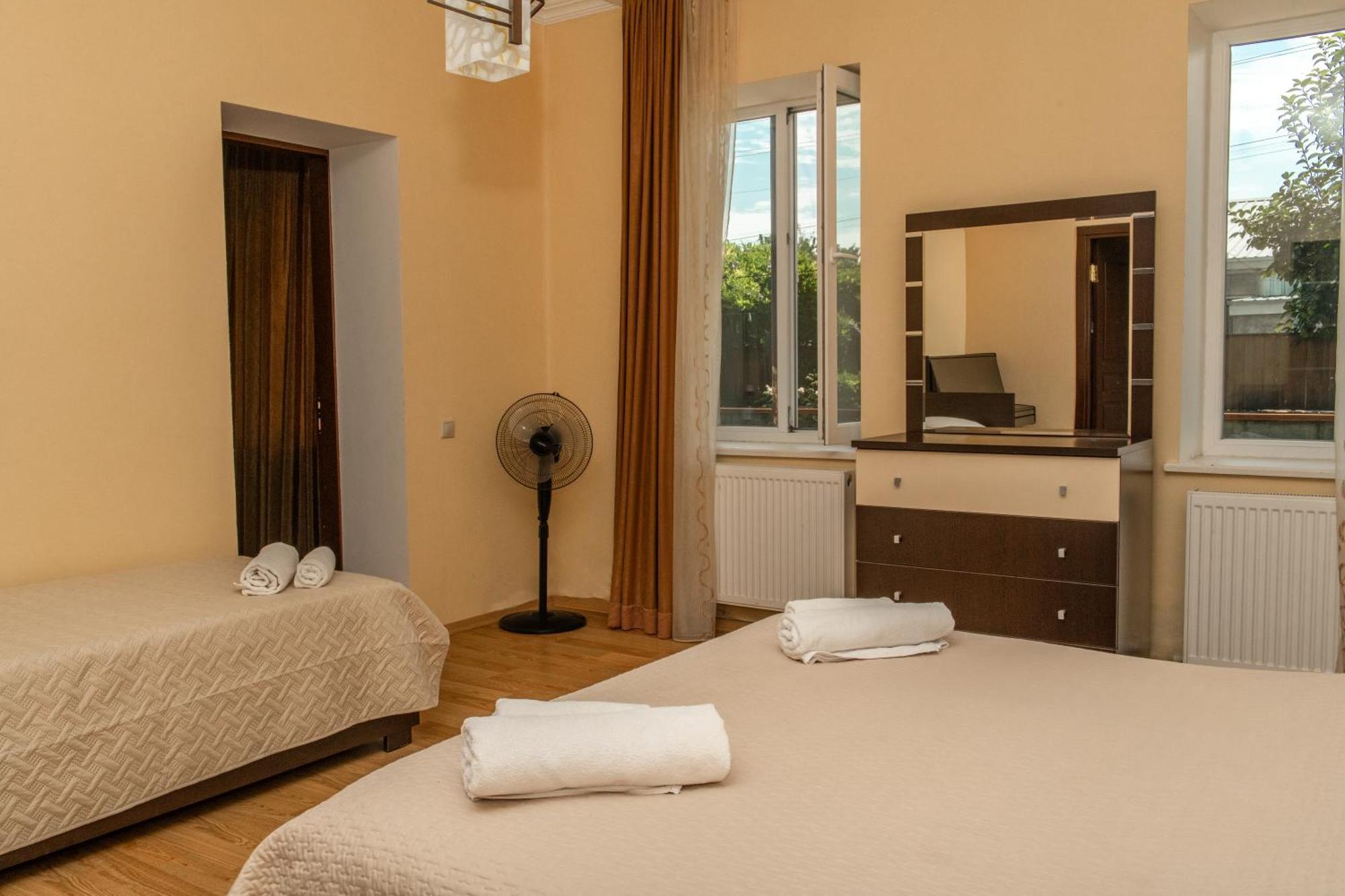 Alvani Inn K'vemo Alvani Kültér fotó